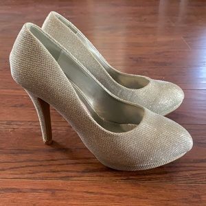 TOP Moda Platform Pumps